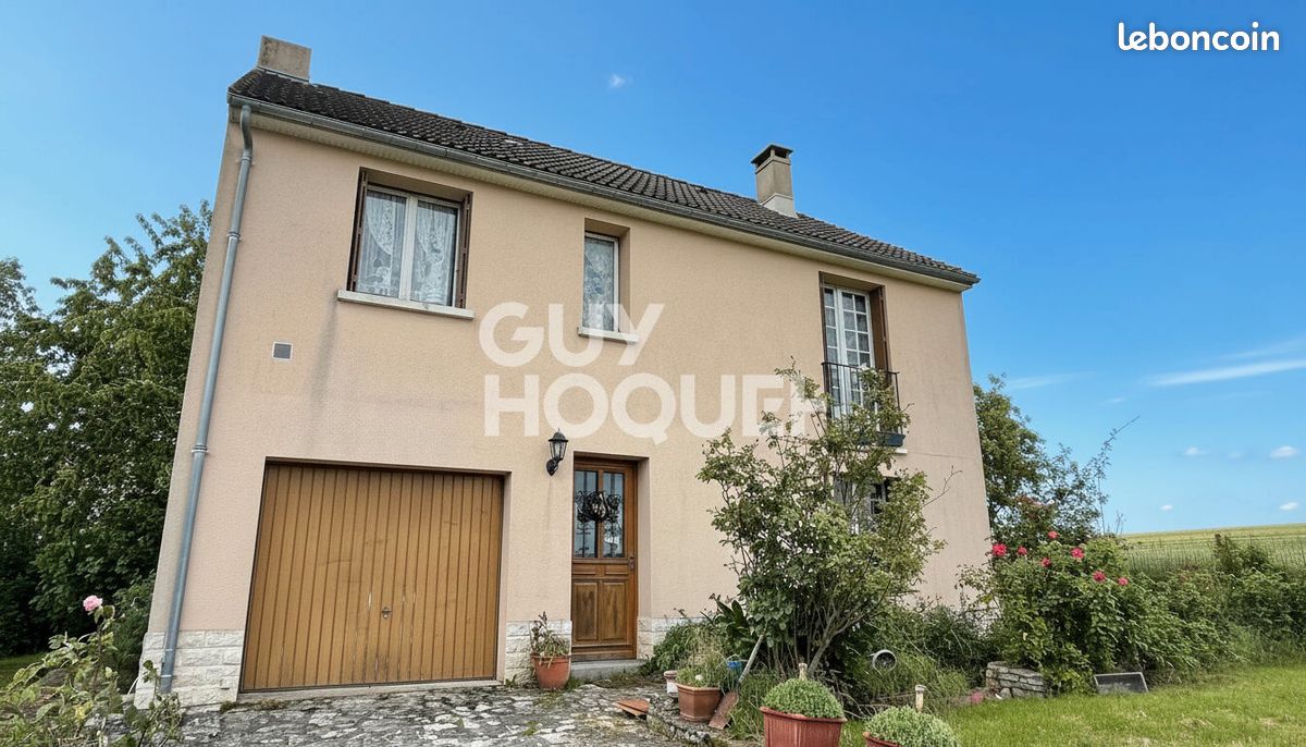 Maison 6 pièces 120 m² · à Bréval · 120 m² · 182 500 €