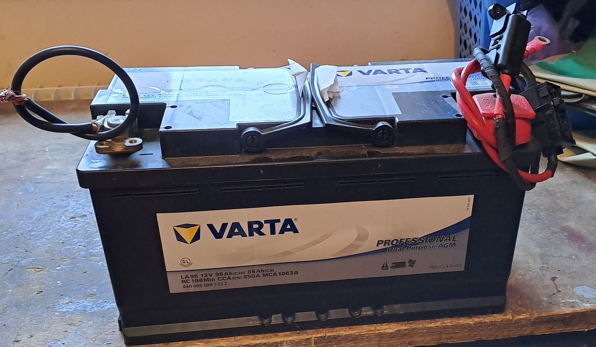 Batterie VARTA LA95 - AGM 95Ah 850A