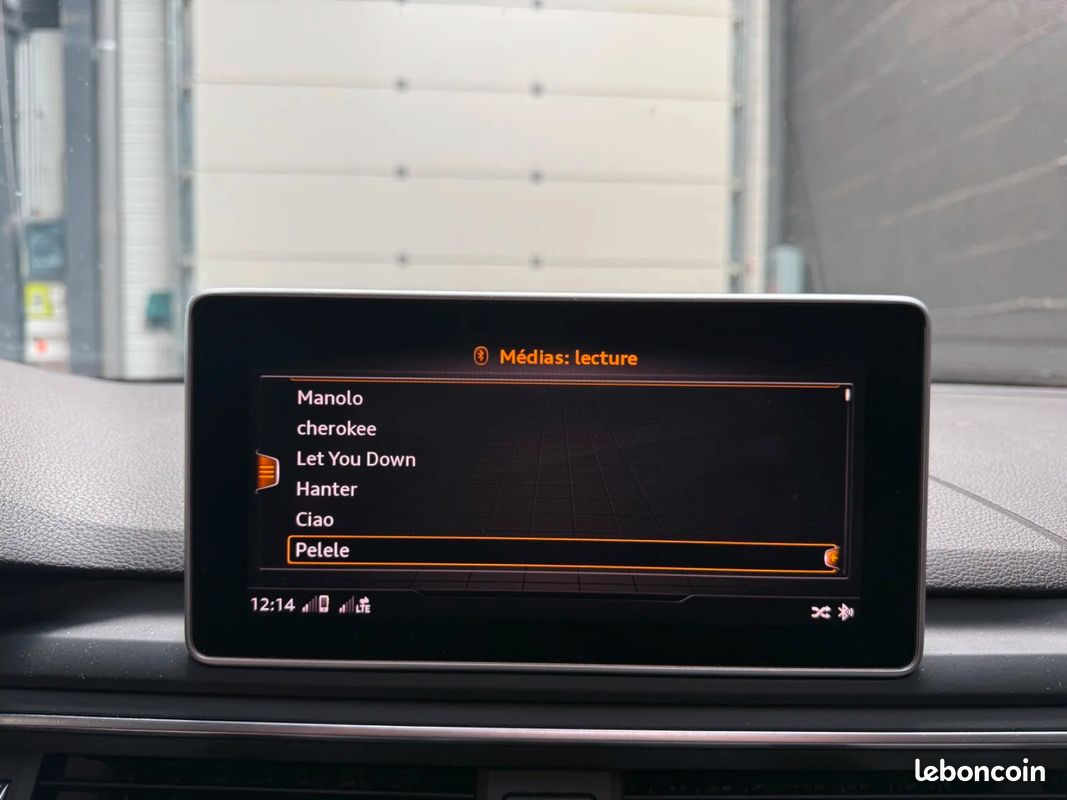 AUDI A4 AVANT BUSINESS 40 TDI 190 S tronic 7 Quattro Business Line (image 33)