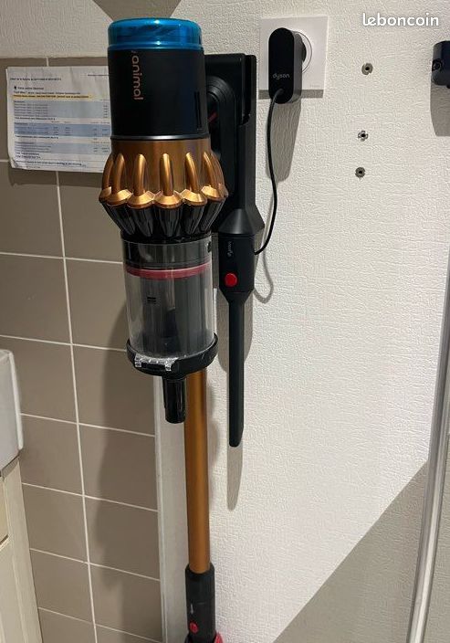 Aspirateur laveur Dyson V16Piston Animal Submarine (image 1)