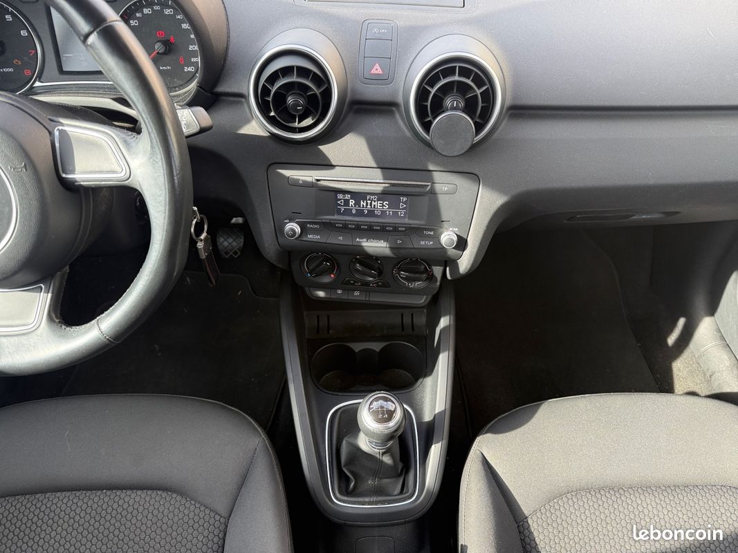 AUDI A1 Sportback 1.0 TFSI ultra 82cv Ambition Climatisation Garantie 12 mois (image 12)