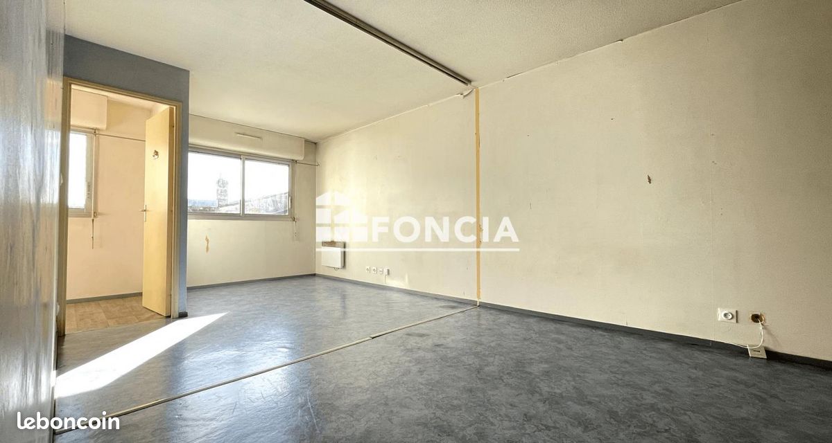 Appartement 1 pièce 32 m² - Bordeaux 33000 (image principale 0)