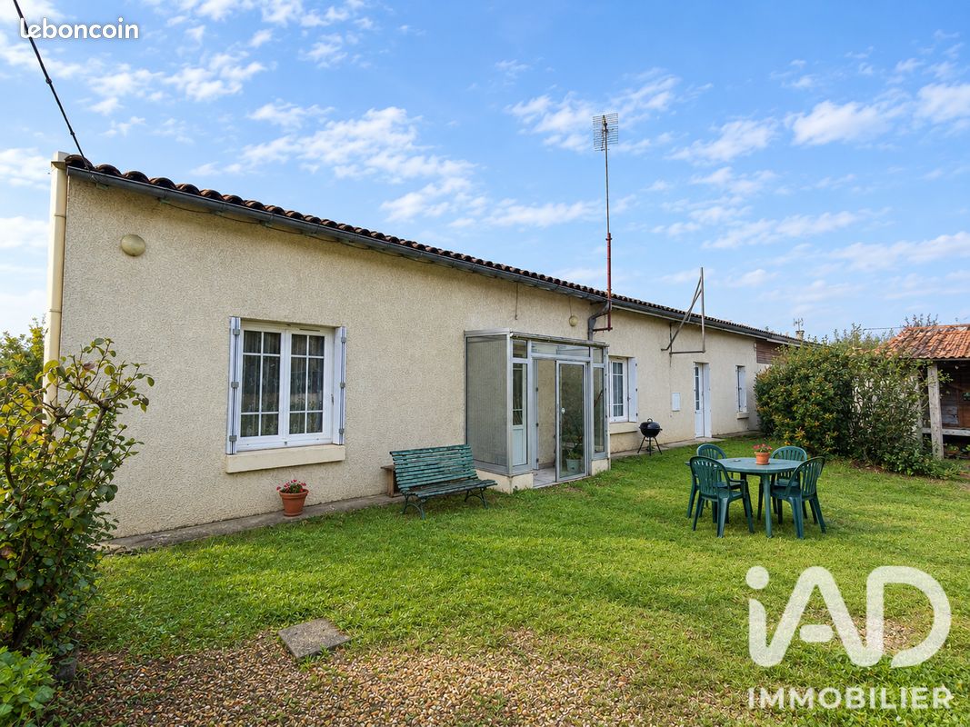 Maison 4 pièces 95 m² · à Coutras · 95 m² · 128 000 €