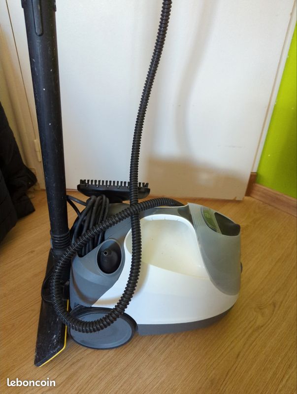 Nettoyeur Vapeur Kärcher SC 3 EasyFix – 6 Kg Avec Accessoires – Occasion