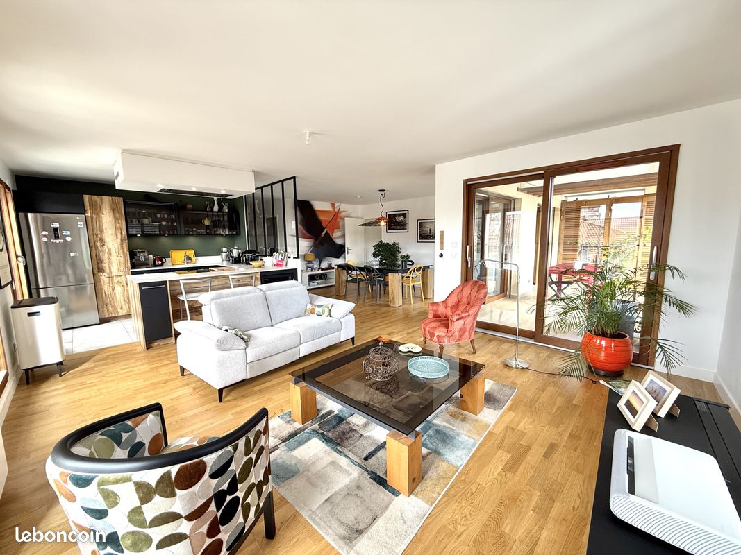 Appartement 4 pièces 126 m² · à Mâcon · 126 m² · 380 000 €