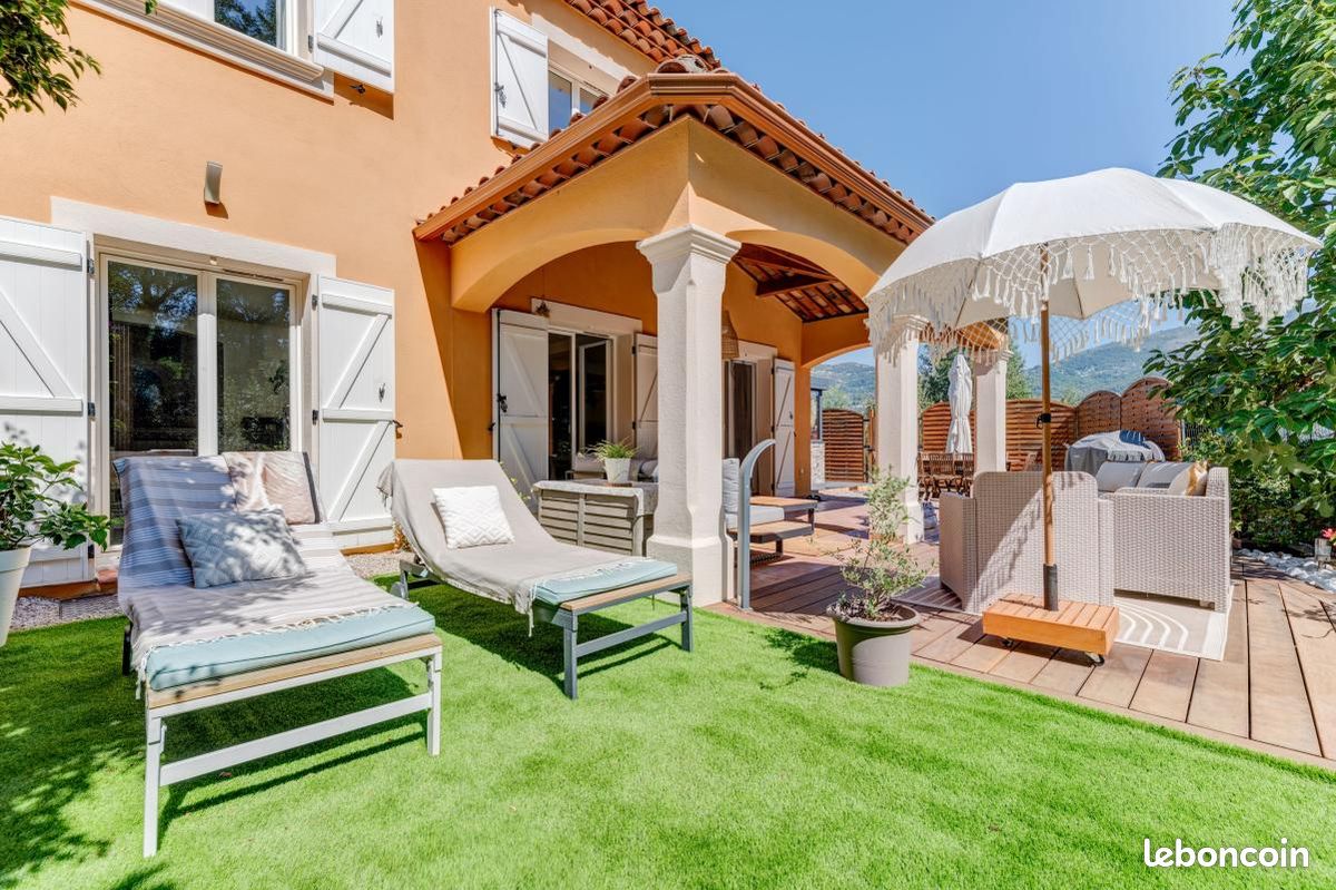 Maison 5 pièces 118 m² · à Carros · 118 m² · 549 000 €