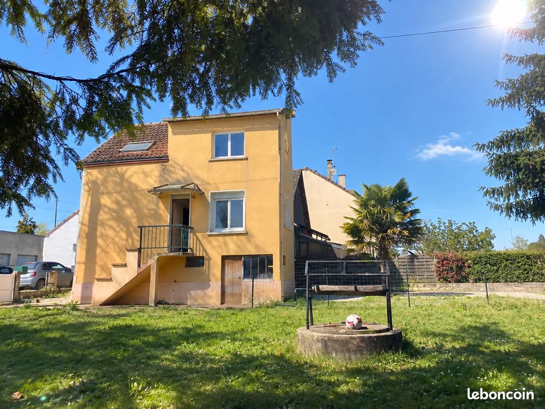 Maison 4 pièces 84 m² · à La Suze-sur-Sarthe · 84 m² · 140 000 €