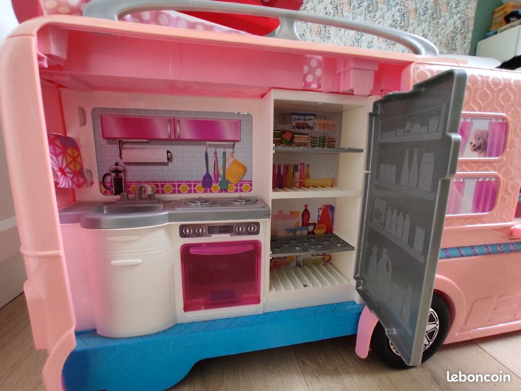 Camping car Barbie transformable (image 5)