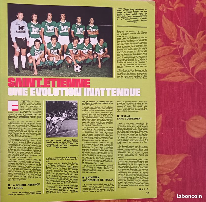 LOT 4 MIROIR DU FOOTBALL Année 1977 special liverpool-keagan- Coupe d