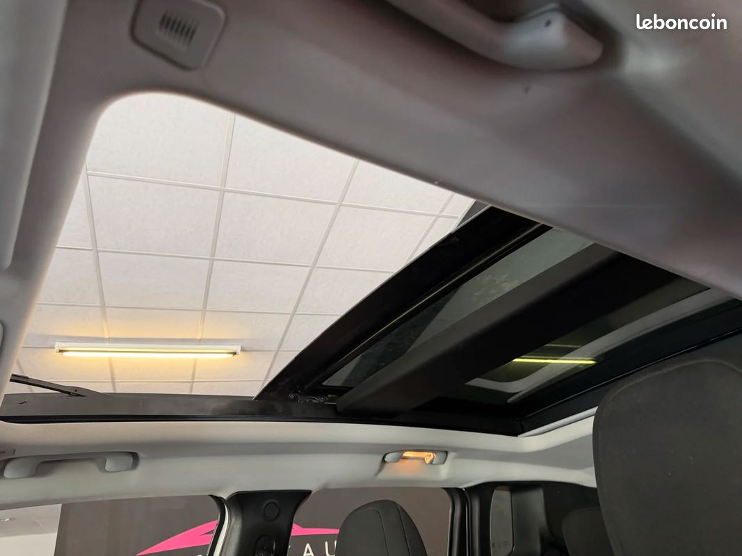 Jeep RENEGADE Longitude 1.6 CRD 120ch ~ TOIT OUVRANT ~ APPLE CARPLAY (image 37)