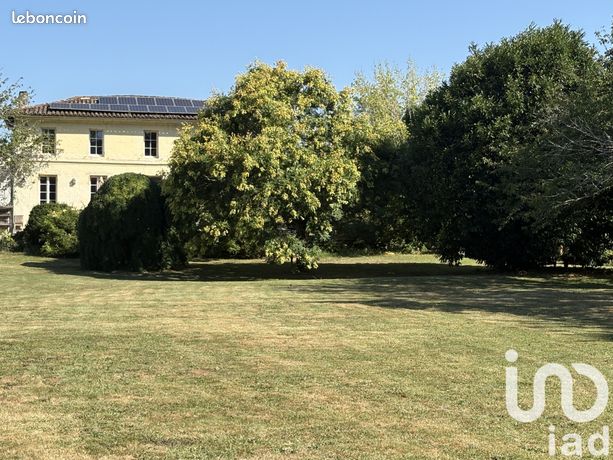 Maison familiale 9 pièces 325 m²