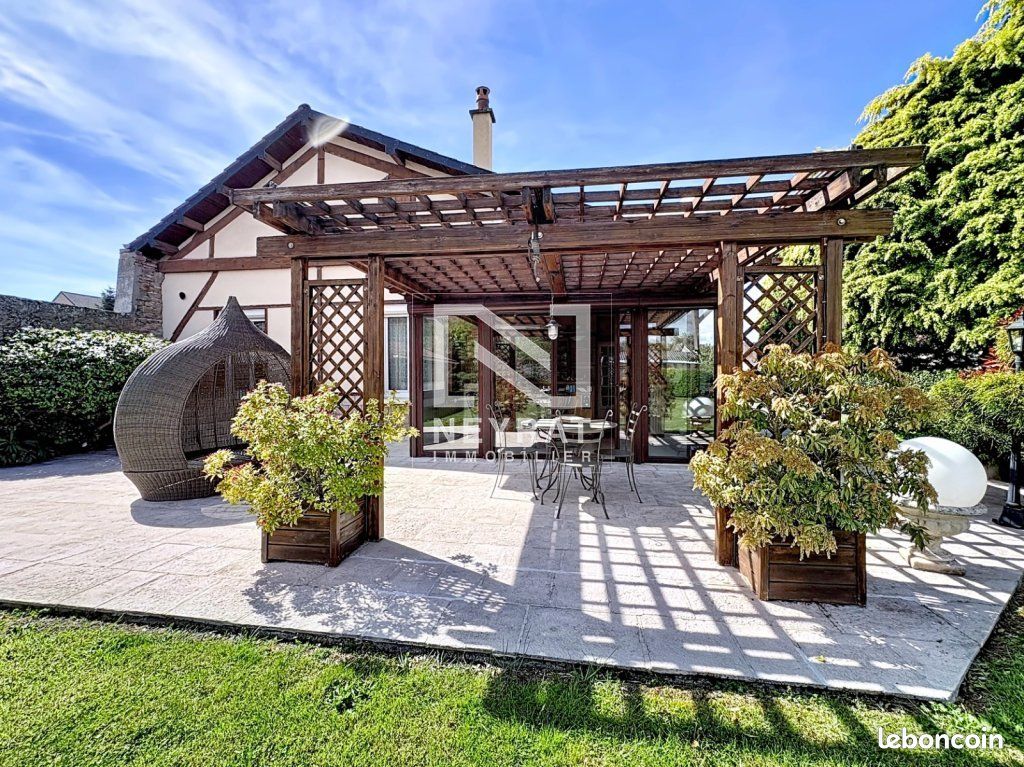Maison 6 pièces 134 m² · à Autun · 134 m² · 210 000 €