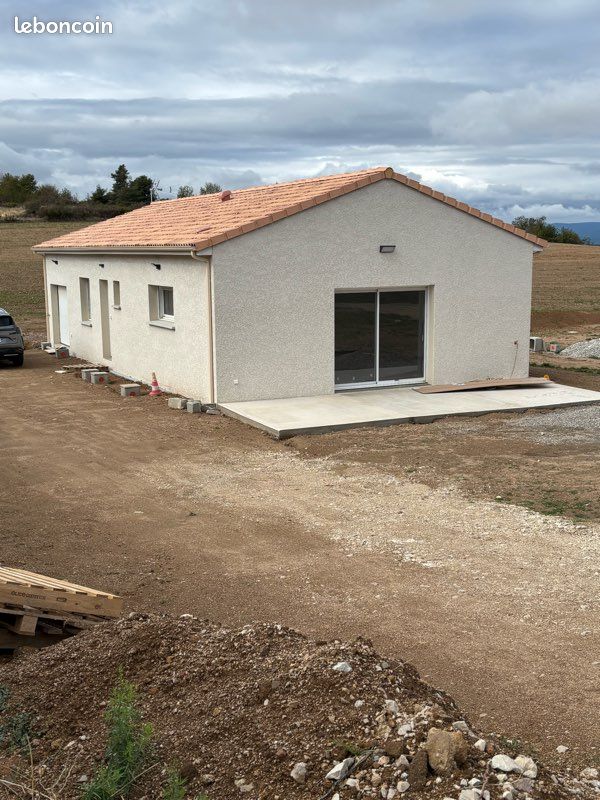 Maison 4 pièces 81 m² · à Saint-Romain-de-Lerps · 81 m² · 1 150 €/mois