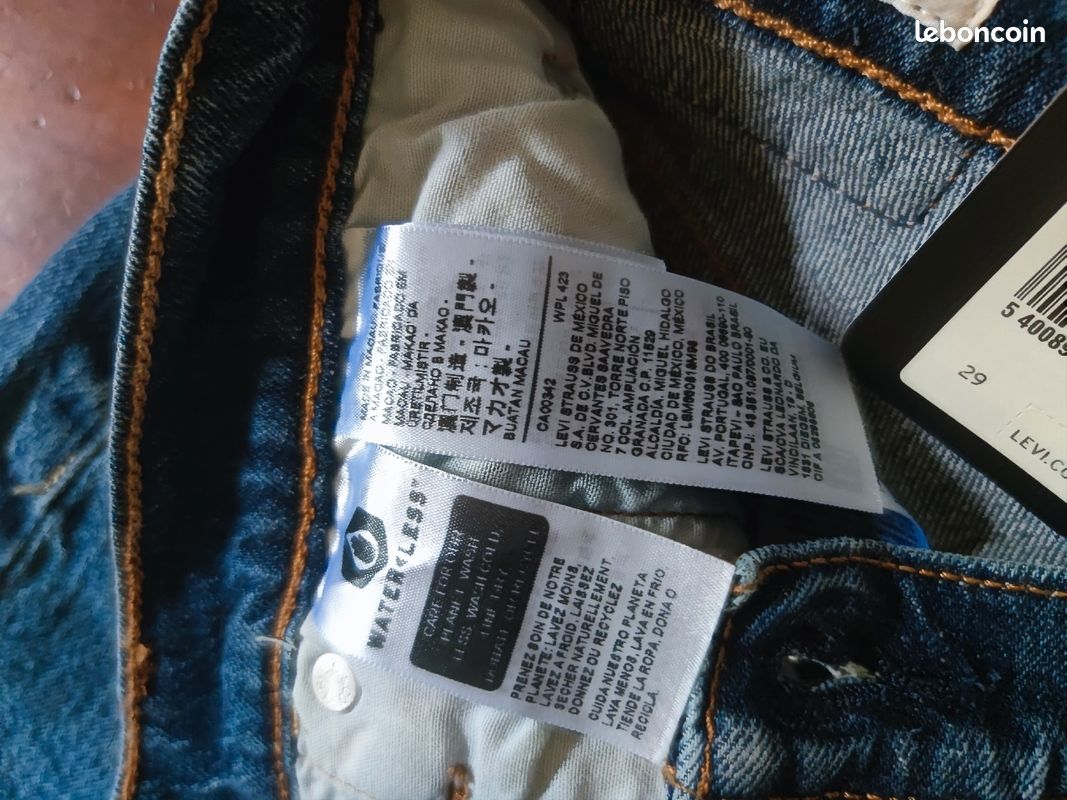 Short jeans Levi's neuf Taille 38 W28 bleu (image 4)