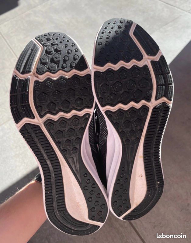 Basket Nike femme taille 40 (image 4)