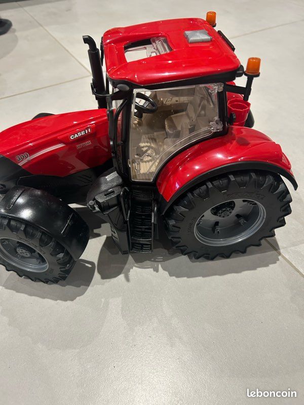 Bruder 03190 - Case IH Optum 300 CVX, Ferme, Tracteur, Véhicule Tracteur pour la ferme, l'agriculture, jouet à partir de 3 ans, échelle 1:16 (image 3)