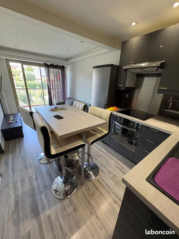 Appartement 2 pièces 33 m² · à Le Cannet · 33 m² · 920 €