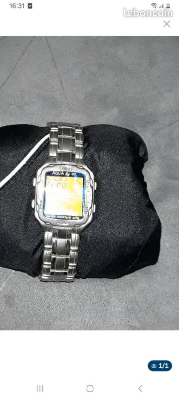 Montre homme 7 euro ou montre femme 7 ou les deux 10
Mettre une pile dans chaque (image 2)