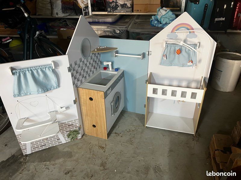 Maison pour poupon (image 2)