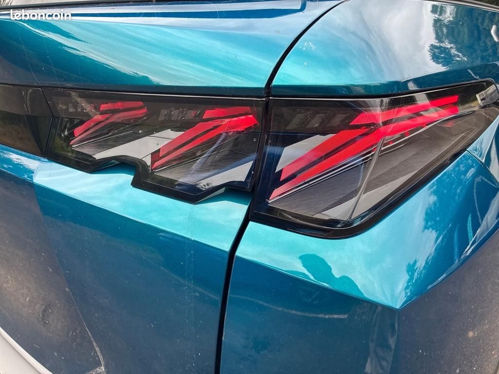 Peugeot 5008 Hybrid 145 ch e-DCS6 GT (image 16)