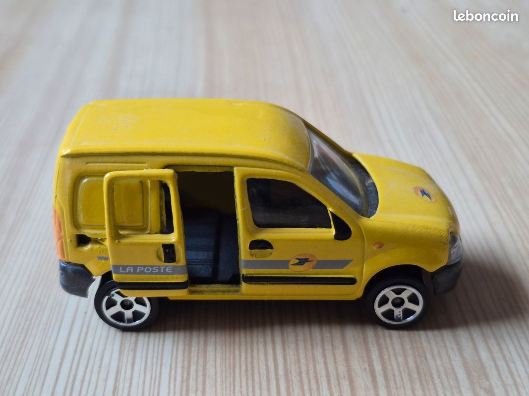 Majorette Renault Kangoo macaron French Touch nouveau blister - Collection