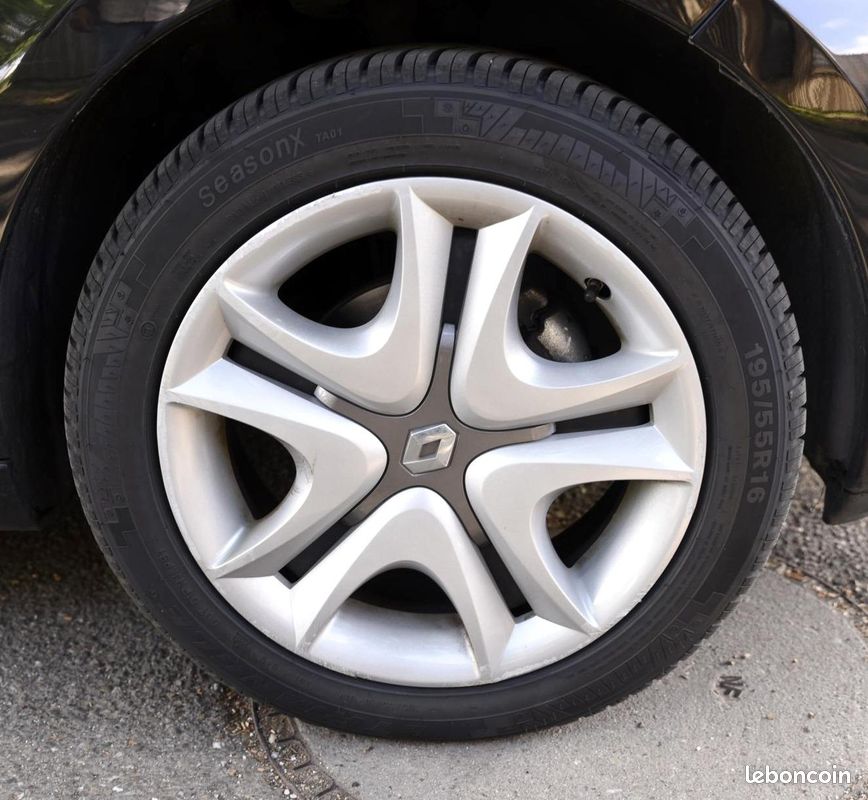 RENAULT ZOE R90 - 92ch - Finition Zen - Batterie en Location SOH 94% - Garantie 12 Mois (image 24)