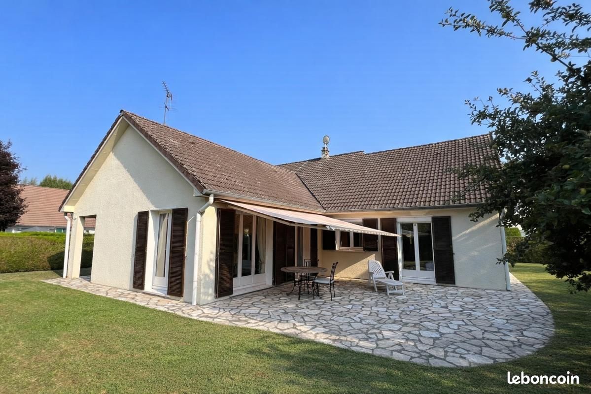 Maison 6 pièces 172 m² · à Ozoir-la-Ferrière · 172 m² · 550 000 €