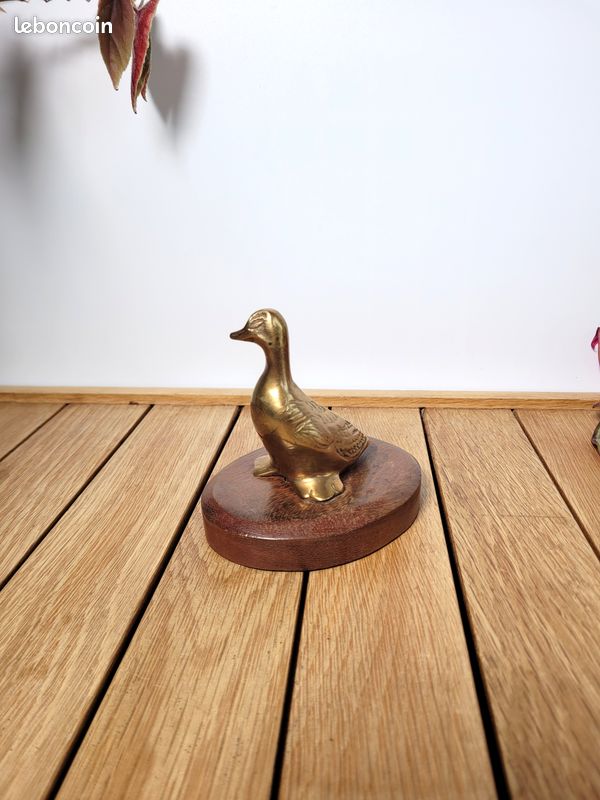 Statuette d'oiseau en laiton (image 1)