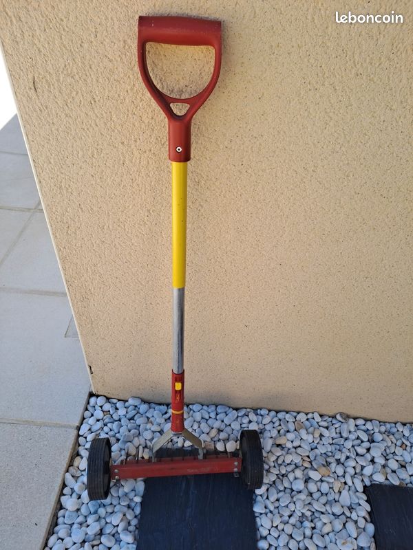 Scarificateur manuel sur roues Outils Wolf (image 2)
