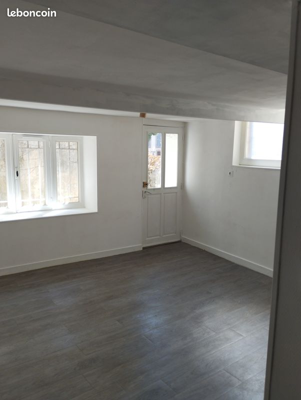 Appartement 1 pièce 26 m² · à Château-Gontier-sur-Mayenne · 26 m² · 370 €