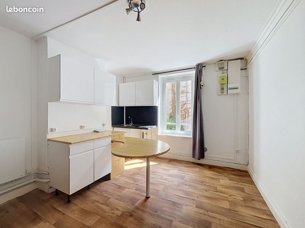 Appartement 1 pièce 24 m² · à Nancy · 24 m² · 390 €