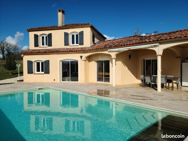 Maison 8 pièces 215 m²