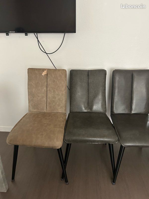 Table extensible avec 6 chaises (image 1)