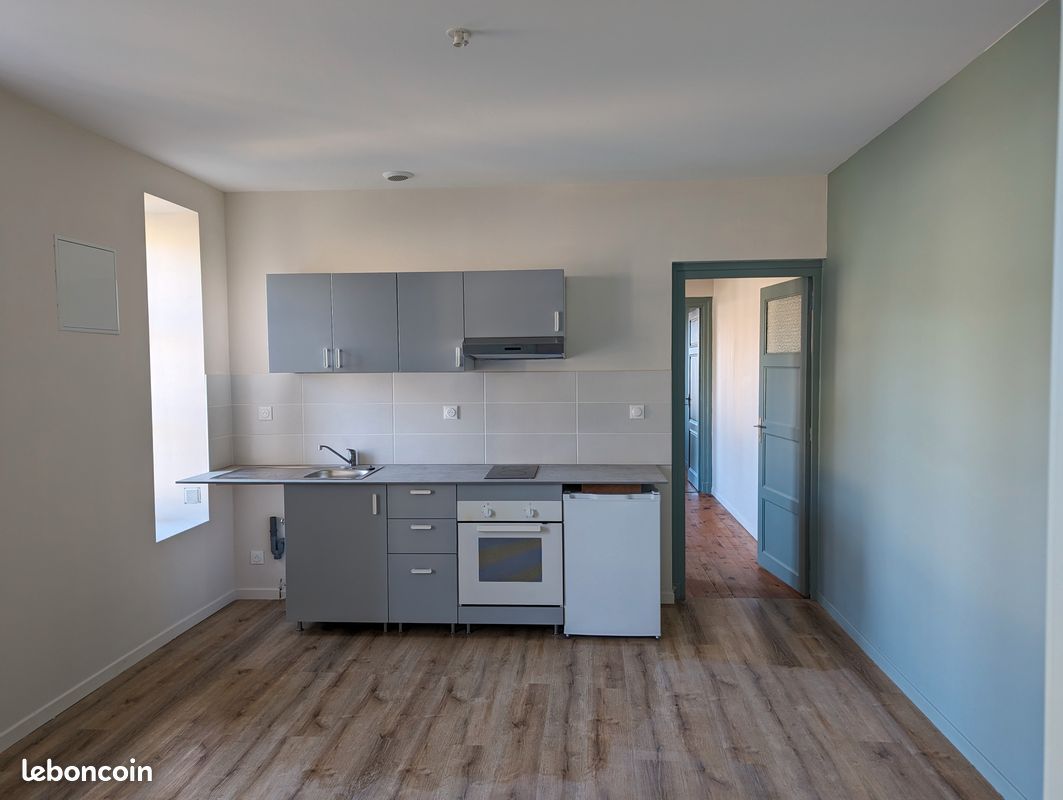 Appartement 3 pièces 50 m² · à Annonay · 50 m² · 590 €