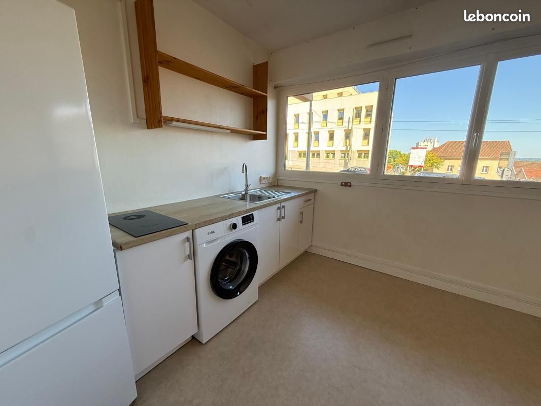 Appartement 2 pièces 39 m² · à Limoges · 39 m² · 360 €/mois