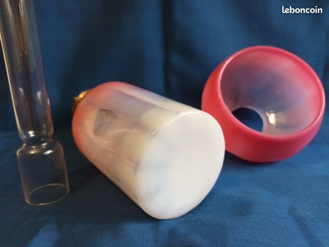 Rare ensemble lampe à pétrole et son globe en opaline rose – verre soufflé, côtes vénitiennes – XIXème (image 9)