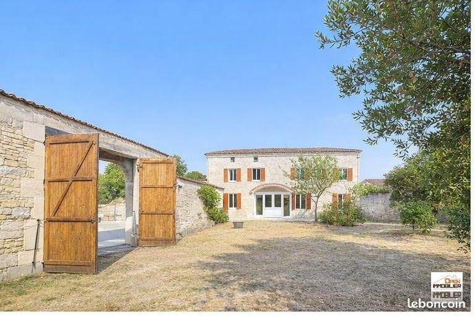 Maison 7 pièces 158 m²