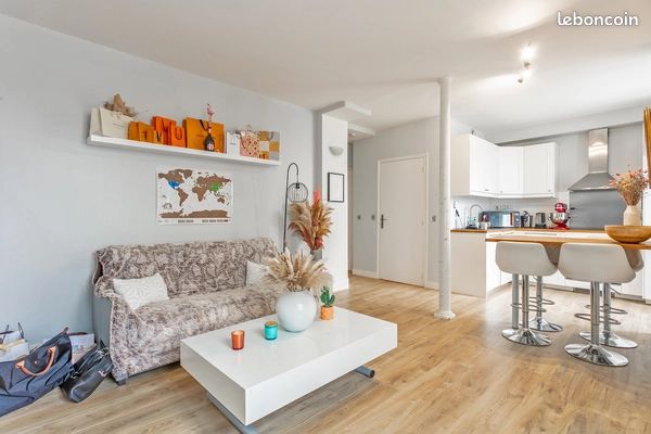 Appartement 2 pièces 37 m² · à Annemasse · 37 m² · 900 €