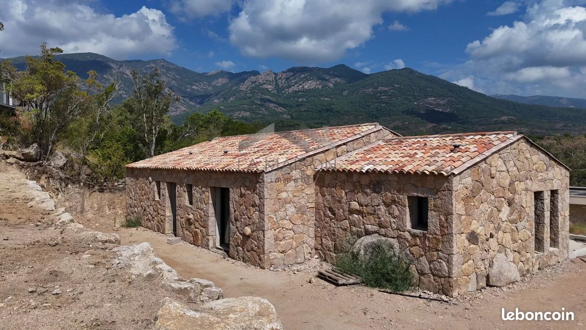 Maison 4 pièces 138 m² · à Sotta · 138 m² · 695 000 €