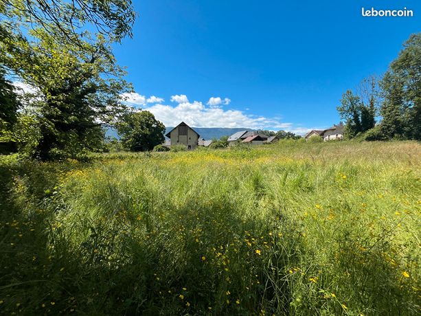 Terrain 1237 m² MERY