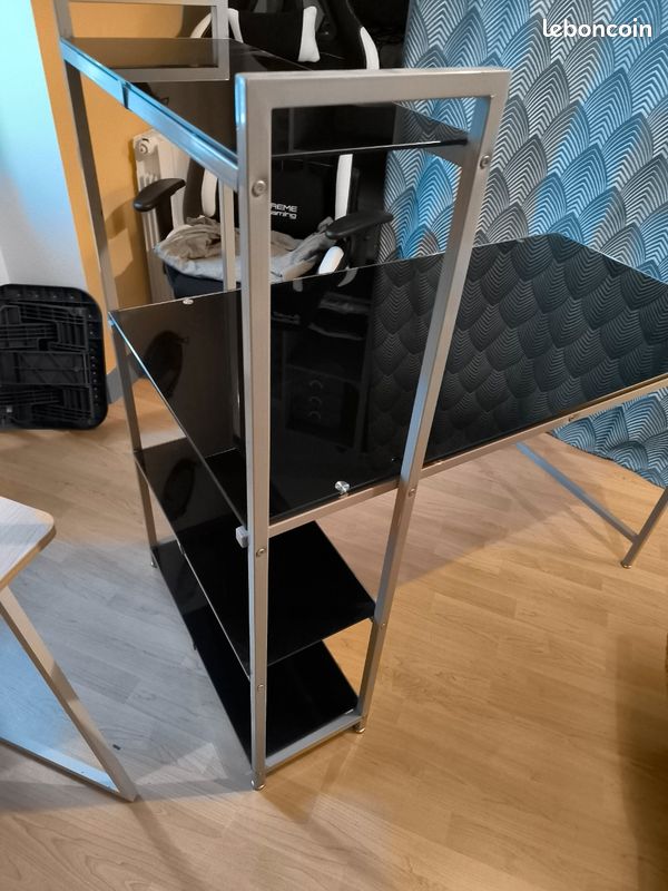 Bureau (image 2)