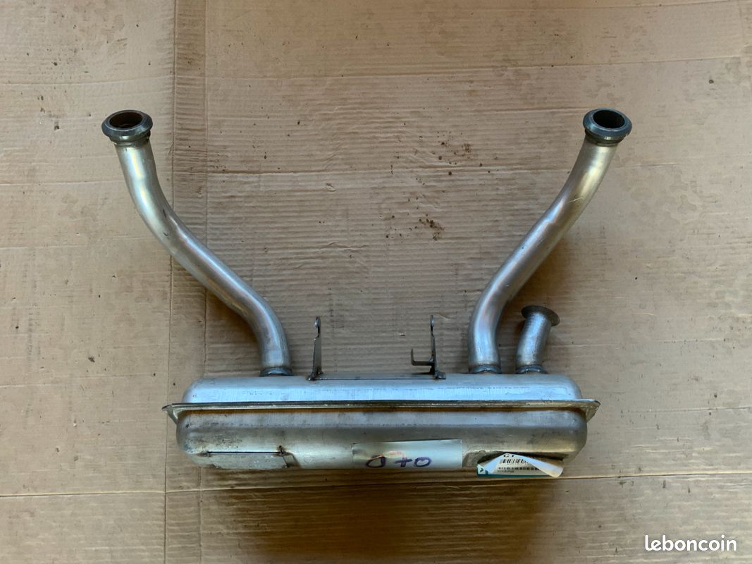 Silencieux D'échappement Arrière Neuf Pour Citroën 2CV - Origine - Stockage Avec Rouille