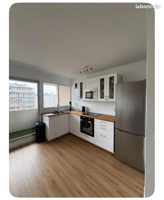 Appartement 1 pièce 29 m² · à Villejuif · 29 m² · 1 050 €/mois