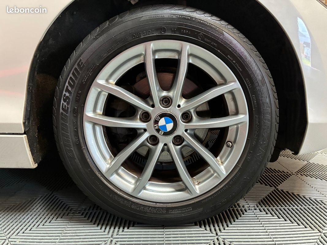 BMW SERIE 1 F20 114d 95 ch 109g Lounge / SUIVI COMPLET BMW (image 33)