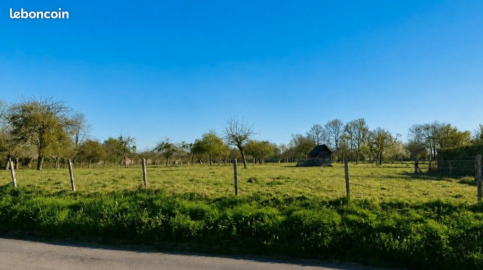 Terrain 2284 m² · à La Lande-Saint-Léger · 79 500 €
