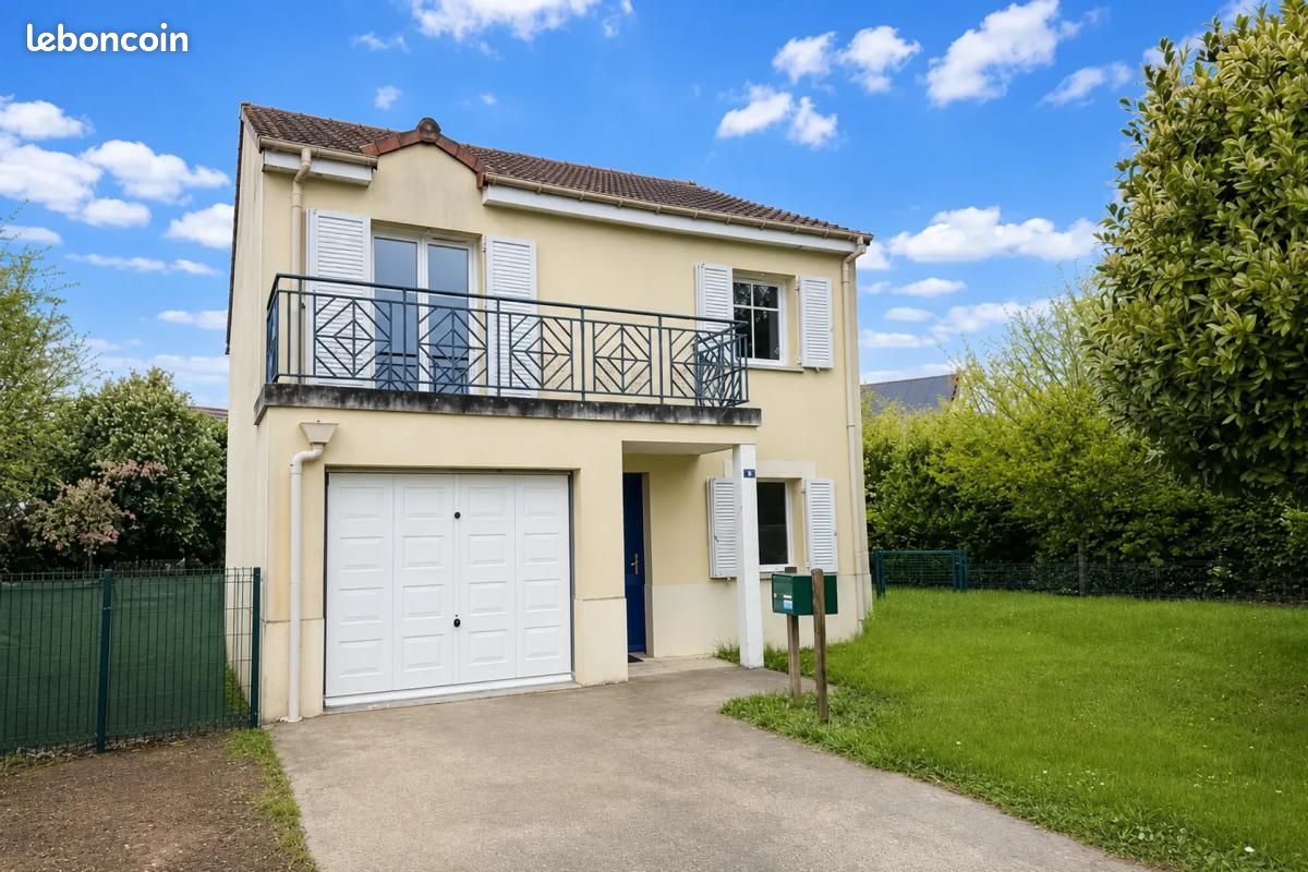 Maison 5 pièces 98 m² · à Angerville · 98 m² · 224 900 €
