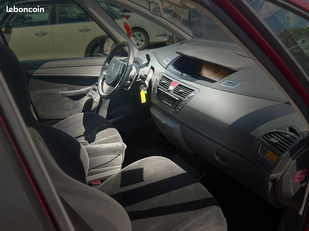 CITROEN C4 PICASSO 1.6 HDI 110 CV * Automatique * 1 Ere Main * 88 000 Kms (image 7)
