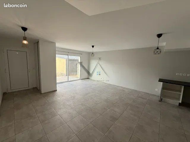 Maison 4 pièces 88 m² · à Montélimar · 88 m² · 1 300 €/mois