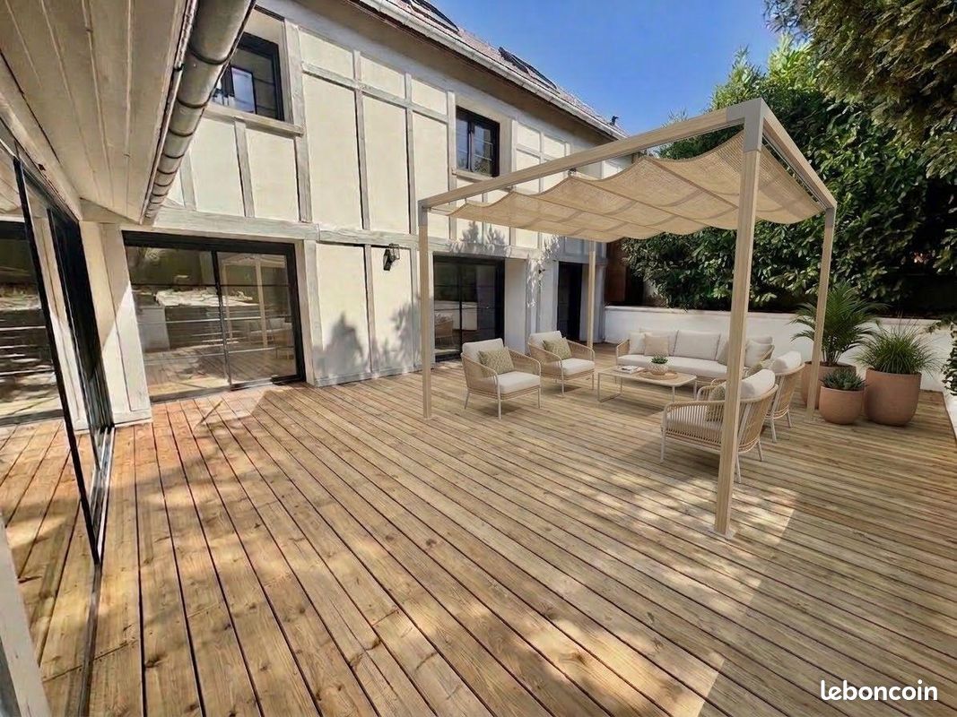 Maison 8 pièces 270 m² · à Cormontreuil · 270 m² · 829 000 €
