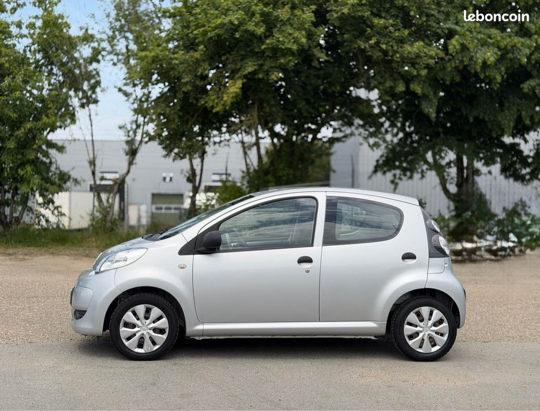 Citroën C1 1.0i Airdream Attraction - 40 750 Kms - Citadine - Révisée & Garantie 6 Mois (image 8)